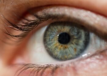 ما هو سبب جفاف العين