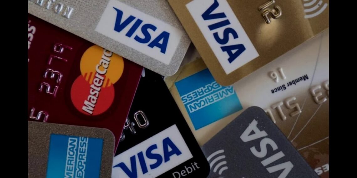 انواع البطاقات البنكية